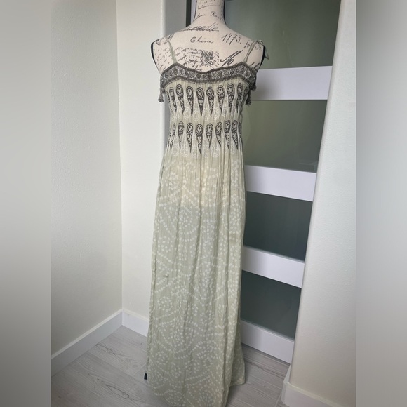 Florabella beautiful long dress size Small EUC - Picture 1 of 8